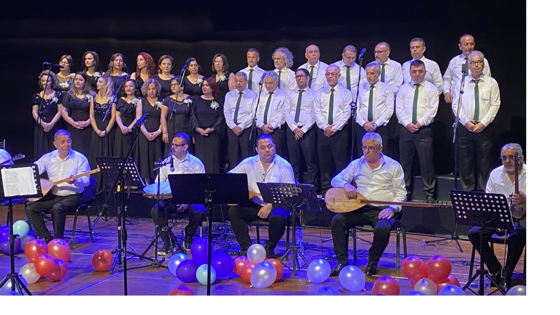 Türk Halk Müziği Öğretmenler Korosu  