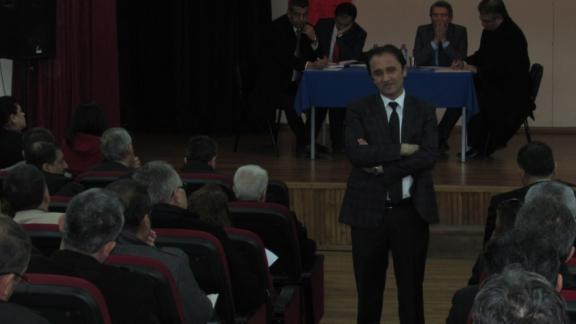 Çukurova İlçe Milli Eğitim Müdürü Başkanlığında Tüm Okul Müdürleri 2015 Eğitim - Öğretim Yılı Değerlendirme Toplantısı.