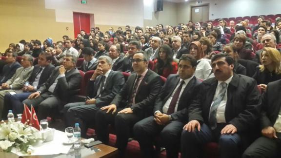 İlçe Milli Eğitim Müdürümüz Ayhan DAĞLI, Suriyeli Öğrenciler Konulu Toplantıya Katıldı. 