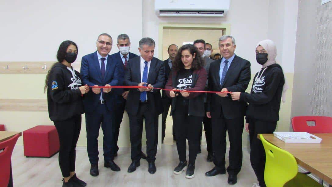 Şehit Murat Erdem Anadolu Lisesi'nde Kütüphane Açılışı
