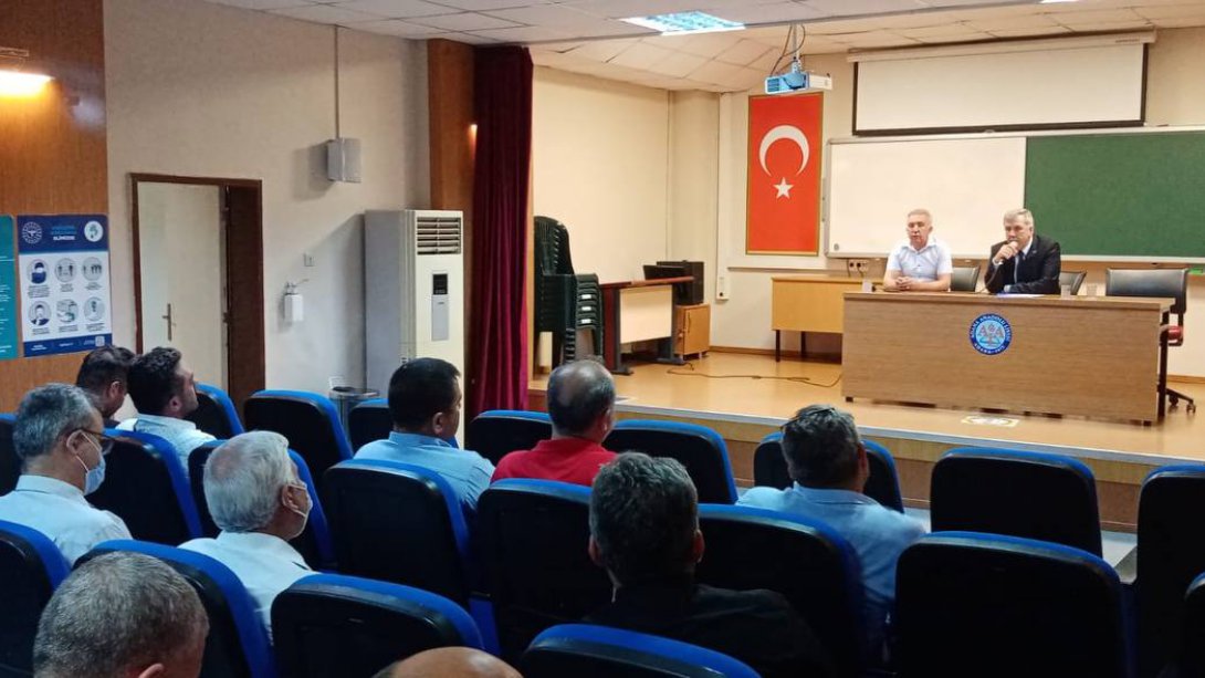 Adana Anadolu Lisesi'nde İlçemize Bağlı Lise Müdürleri ile Toplantı