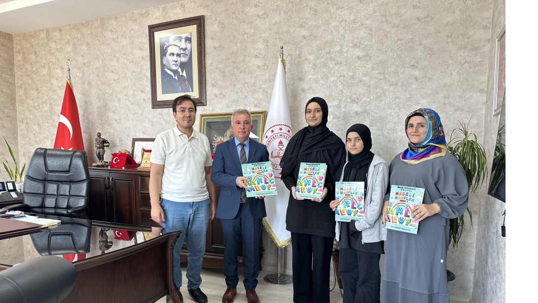 Yaşar Rukiye Kısacık İhl'nin Türkiye Üçüncülüğü başarısını tebrik ediyoruz. 